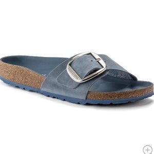 Birkenstock Madrid Big Buckle
Oiled Leather size 38